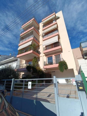 Nearby alimos beatch